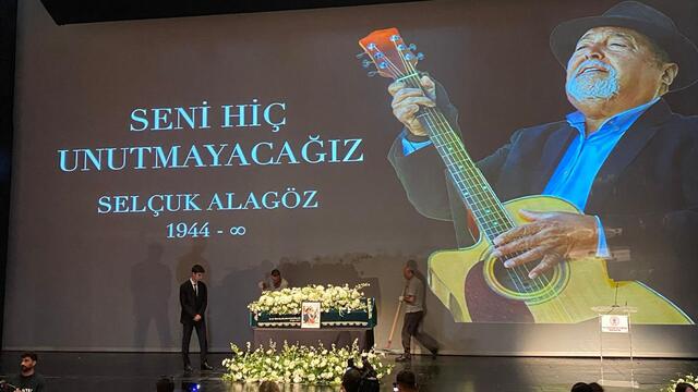 Son yolculuğuna uğurlandı