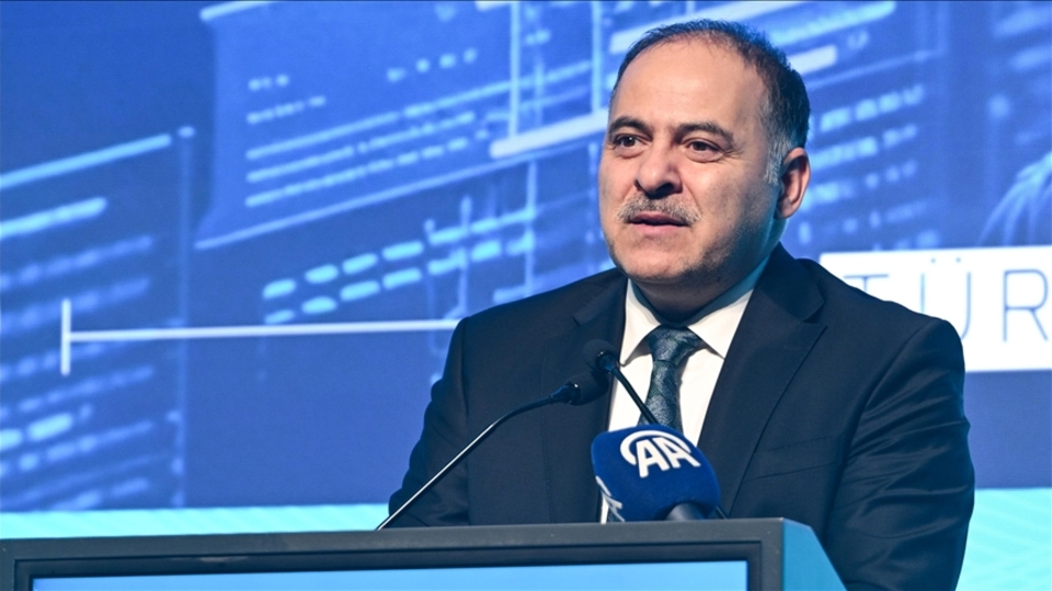 Ömer Fatih Sayan'dan diploma iddialarına yanıt