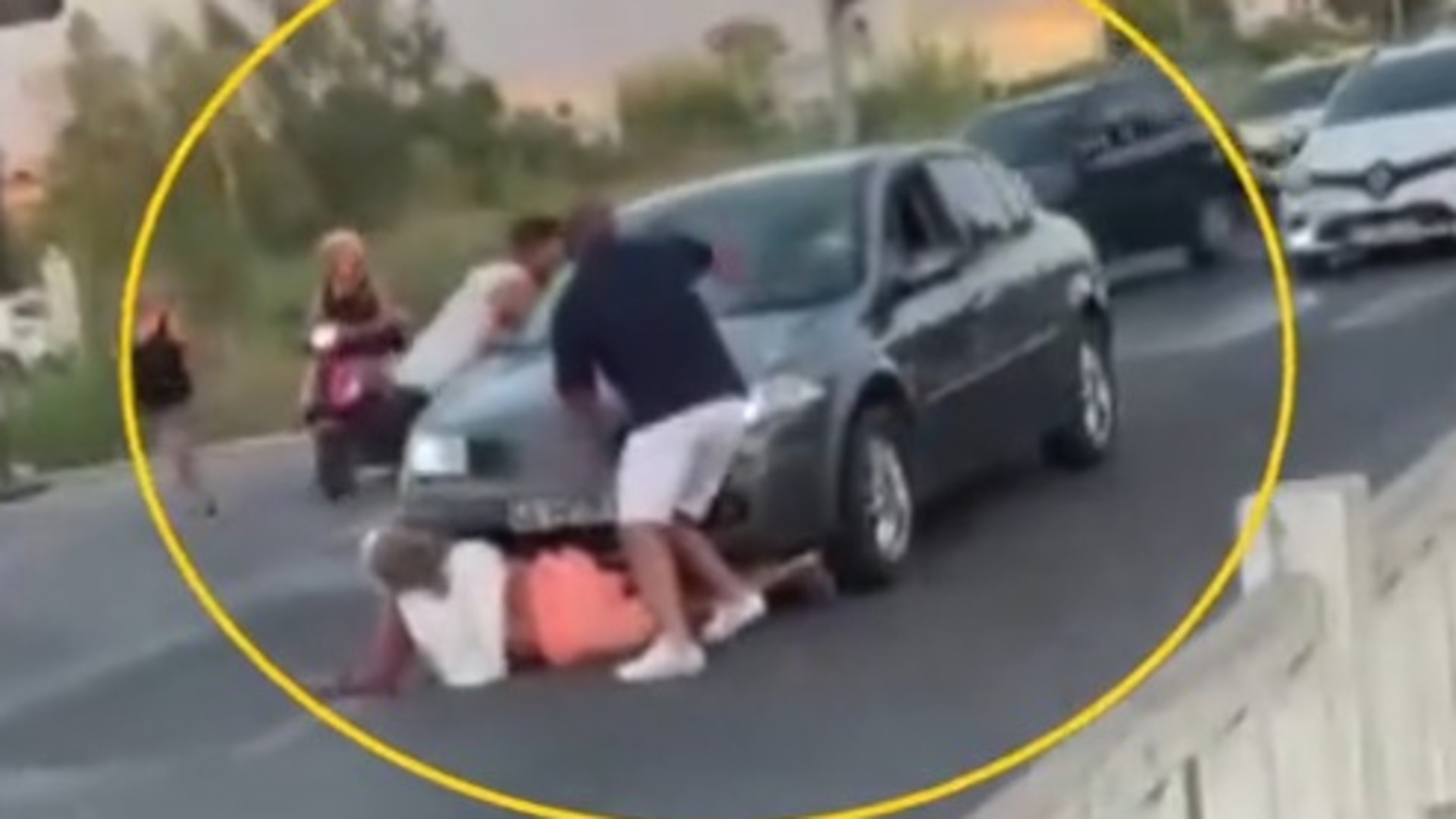Turist Kadına Yönelik Şok Edici Saldırı: Araçla Ezme Girişimi!