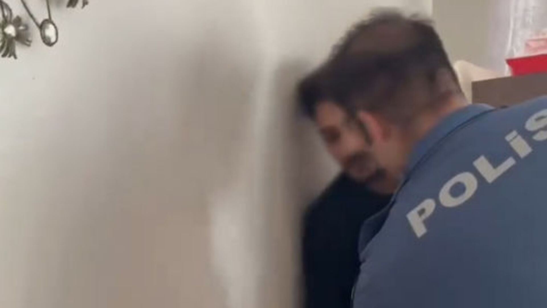 33 Yıldır Aranan Firari Hükümlünün Saklandığı Yer Herkesi Şaşırttı!