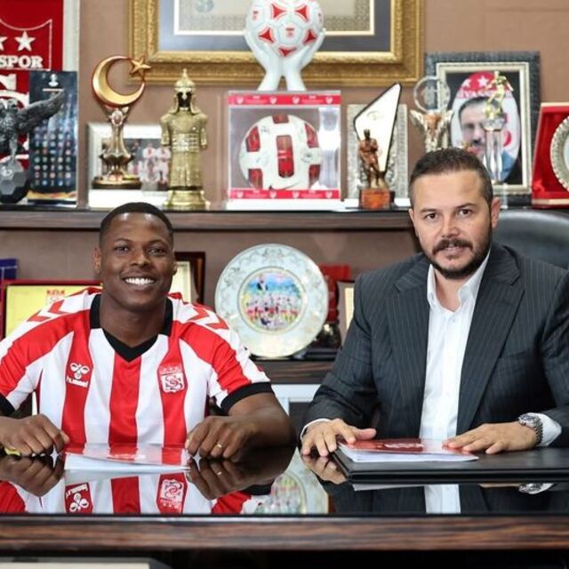 Luan Campos resmen Sivasspor’da!