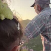 Torununun ardından dakikalarca koştu