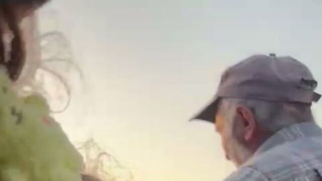 Torununun ardından dakikalarca koştu