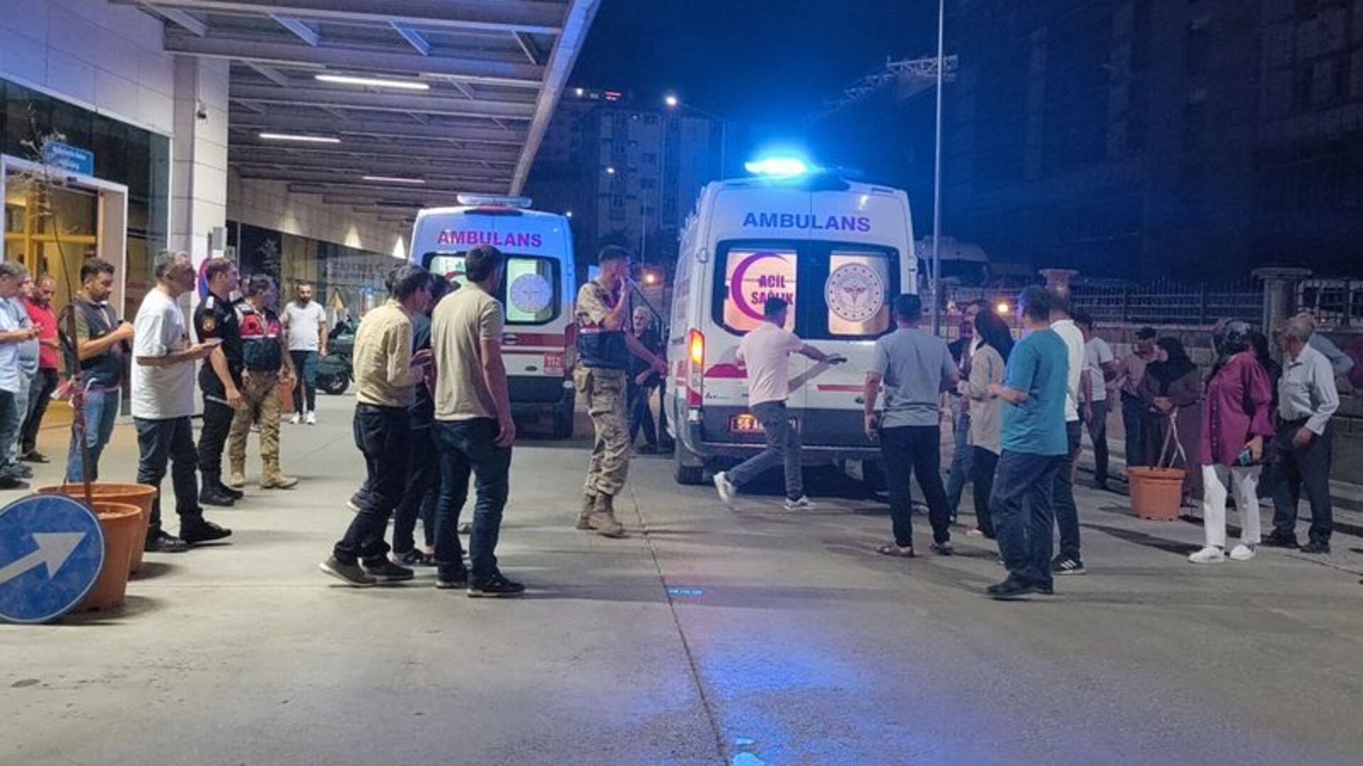 Siirt'te Toprak Kavgası Kanlı Bitti: 1 Ölü, 1 Yaralı!