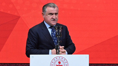 Bakan Bak'tan yeni sezon için paylaşım!