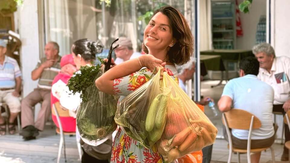 Ünlü oyuncu, halk pazarında