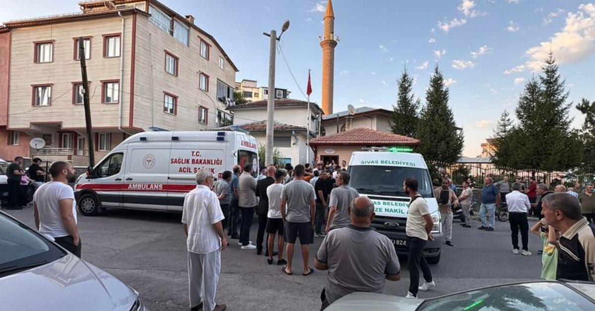 Sivas’a Mahalle Muhtarı, Makamezda ÖLÜ BULUNDU