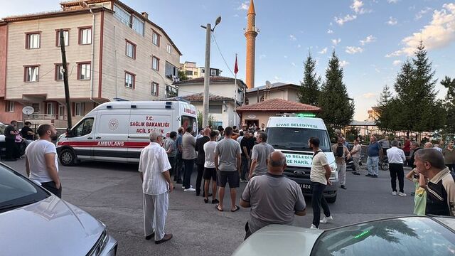 Mahalle muhtarı, makamında ölü bulundu
