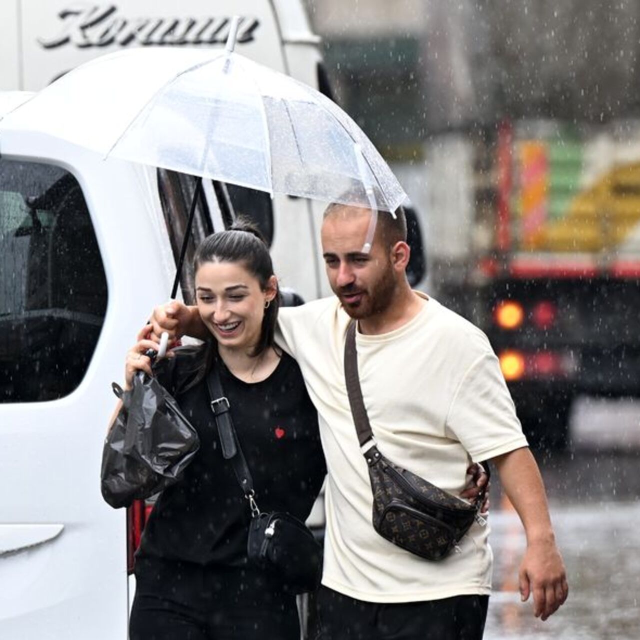 Sağanak yağmur ve fırtına uyarısı