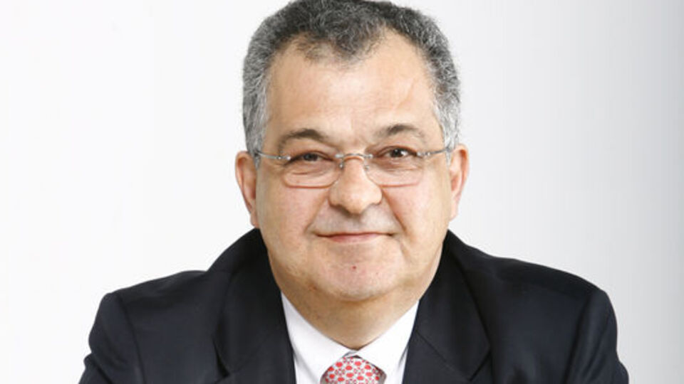 Ercan Kumcu yaşamını yitirdi