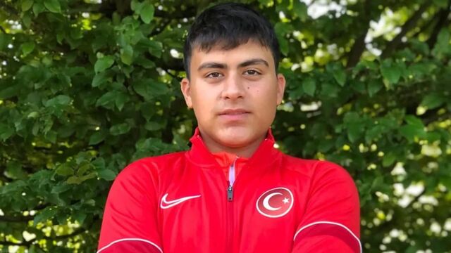 Muaz Erdem Madran'dan Çekya'da altın madalya!