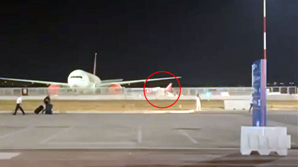 Antalya'dan kalkan uçak, geri döndü