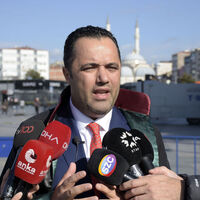 Rezan Epözdemir gözaltına alındı