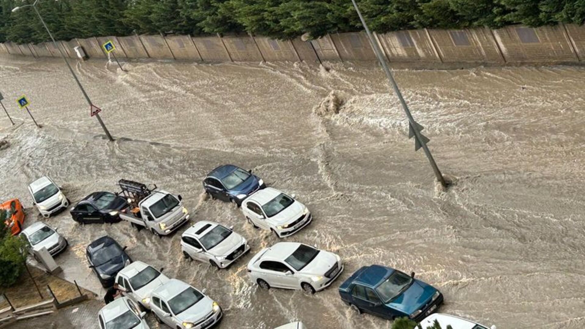 İklim Krizi Yaz Sıcaklarını Daha Da Korkutucu Hale Getirebilir: Uzmanlar Uyarıyor!