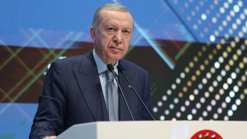 AK Parti'den 10 Ağustos mesajları