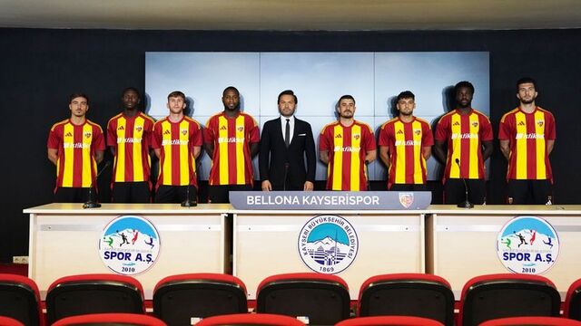 Kayserispor’un yeni transferleri görücüye çıktı