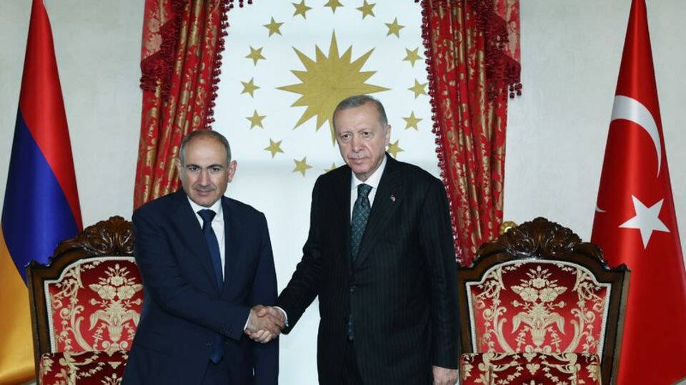 Cumhurbaşkanı Erdoğan, Paşinyan'la görüştü