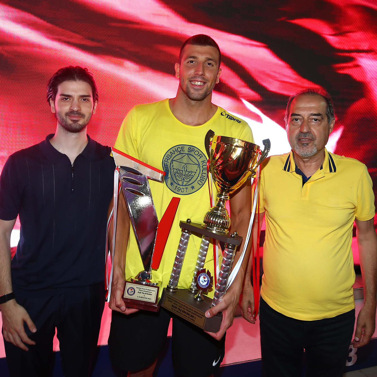Kupa G.Saray'dan alınıp F.Bahçe'ye verildi!