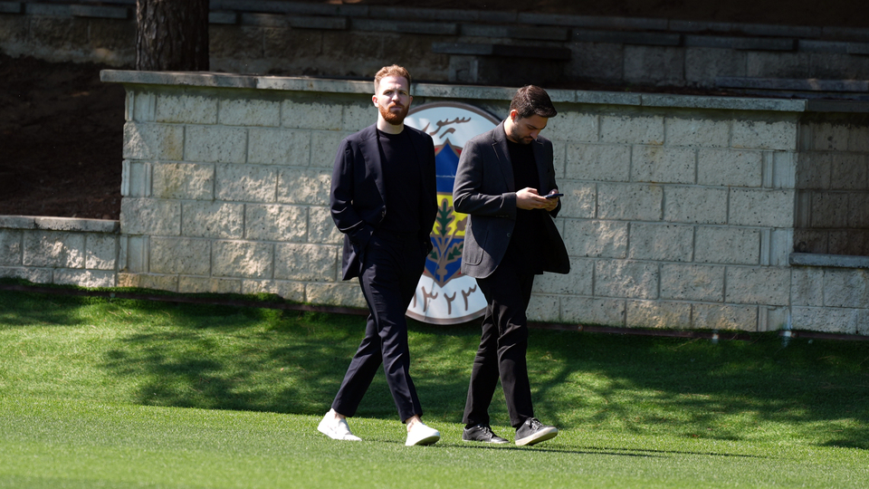 Devin Özek: Camiamızı mutlu edecek haberlerimiz olacak!