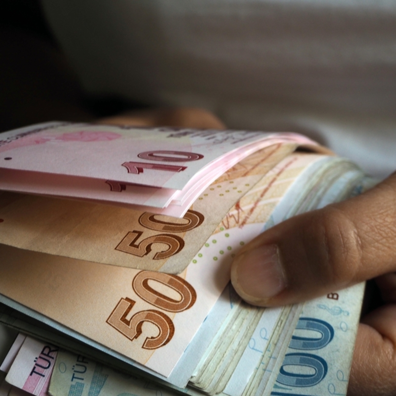 Hükümet ilk toplu sözleşme teklifini yaptı!