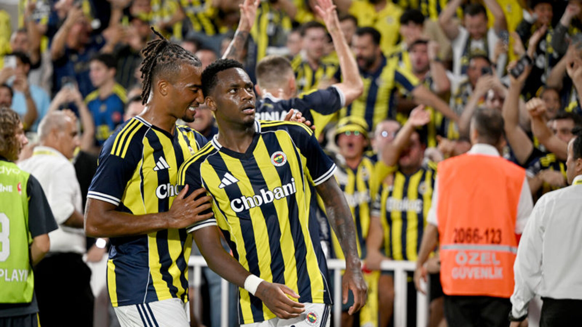 Fenerbahçe - Feyenoord Maçı: Tarihi Bir Geceye Hazır mısınız? | Canlı İzle ve Anlatım
