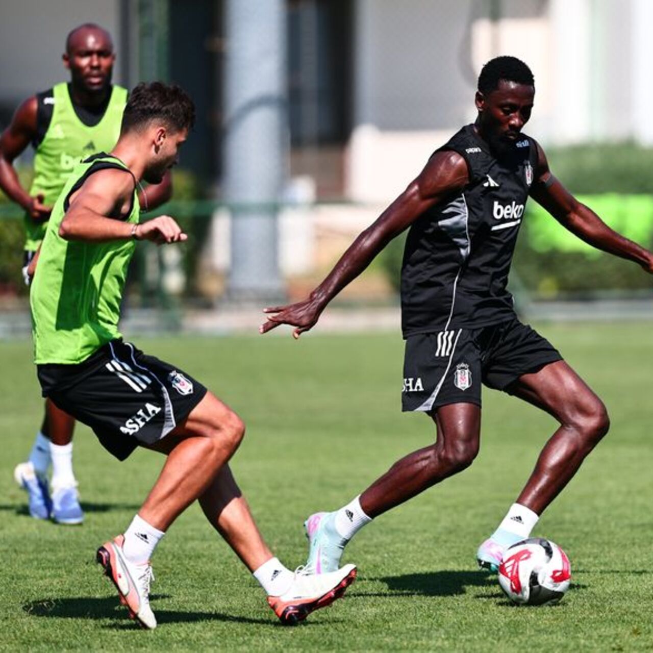 Beşiktaş, St. Patrick's maçına hazır