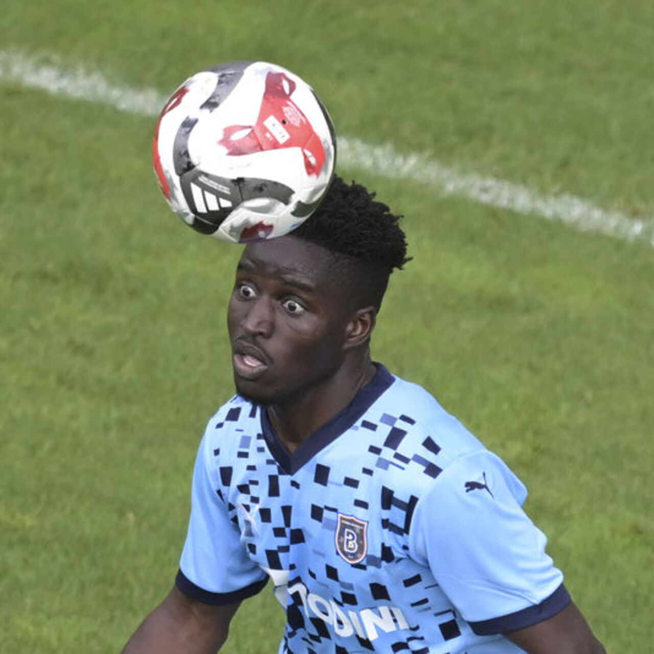 Başakşehir'de Matchoi Djalo kiralandı