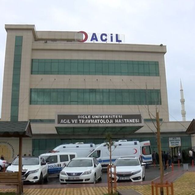 Diyarbakır'da traktör devrildi: 1 ölü, 1 yaralı