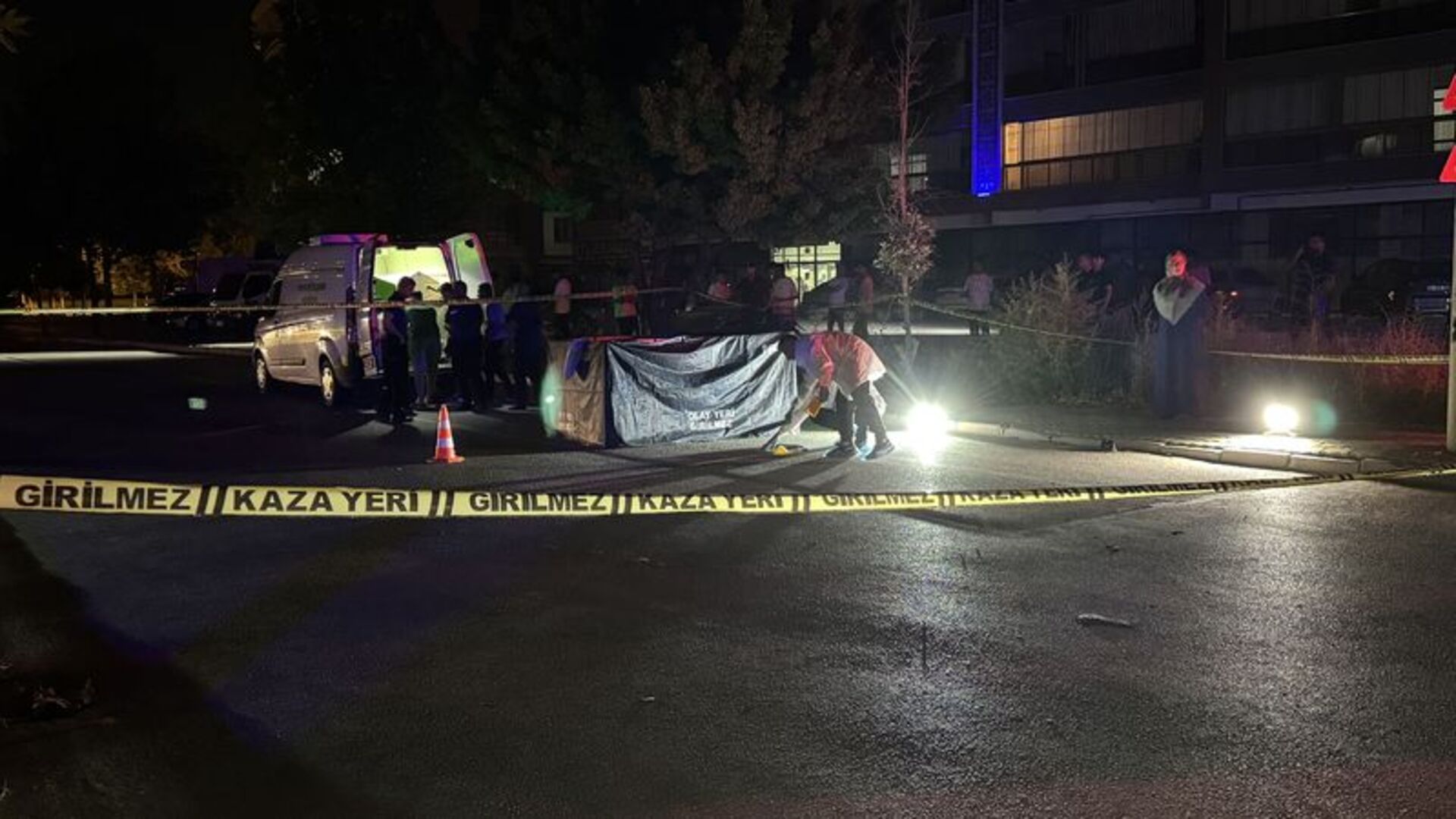 Konya'da Trajedi: Ticari Araç Yayaya Çarptı ve Sürücü Kaçtı!