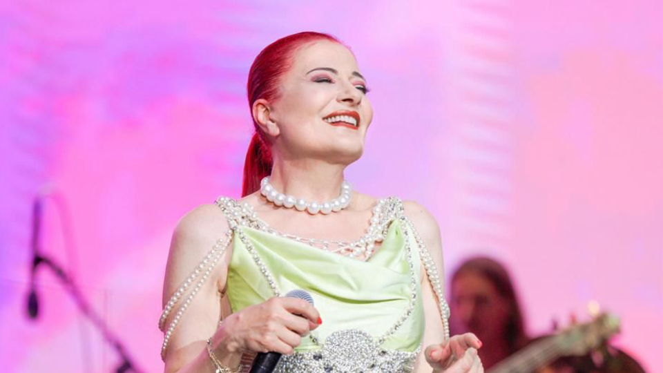 Sanatının 30'uncu yılını kutladı