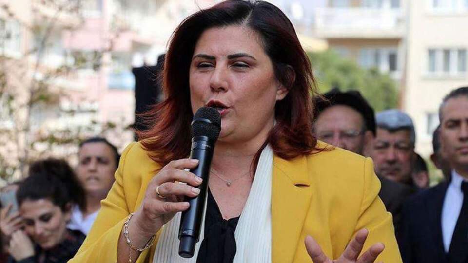 Aydın Büyükşehir Belediye Başkanı Özlem Çerçioğlu istifasını açıkladı