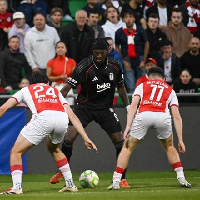 Beşiktaş-St. Patrick's maçı canlı izle