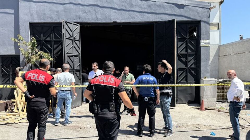 Anne ile oğlu yağ tankına düştü!