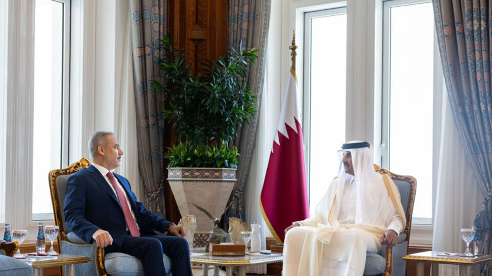 Bakan Fidan Katar'da