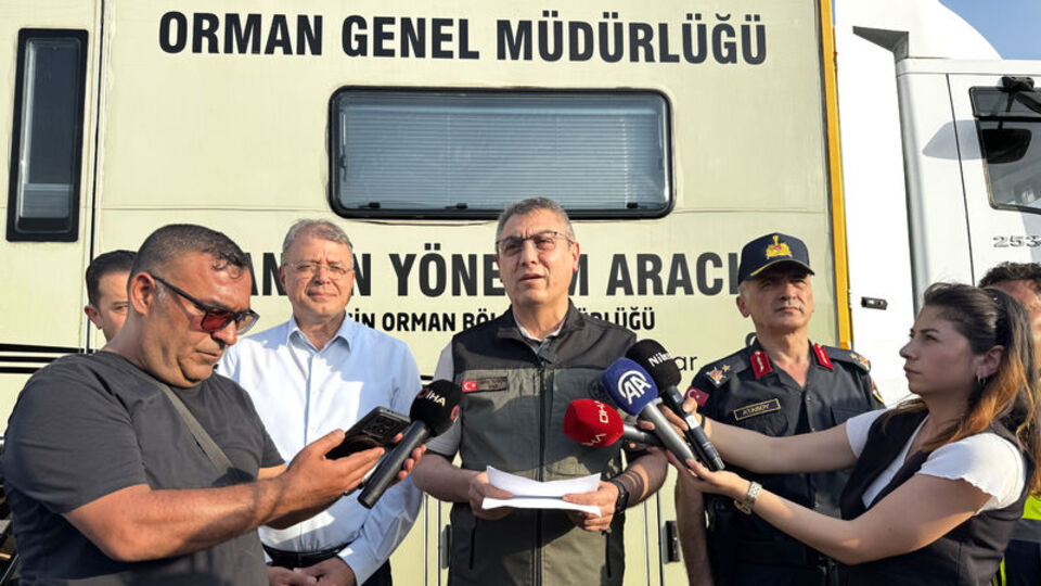 Mersin Valisi'nden yangın açıklaması