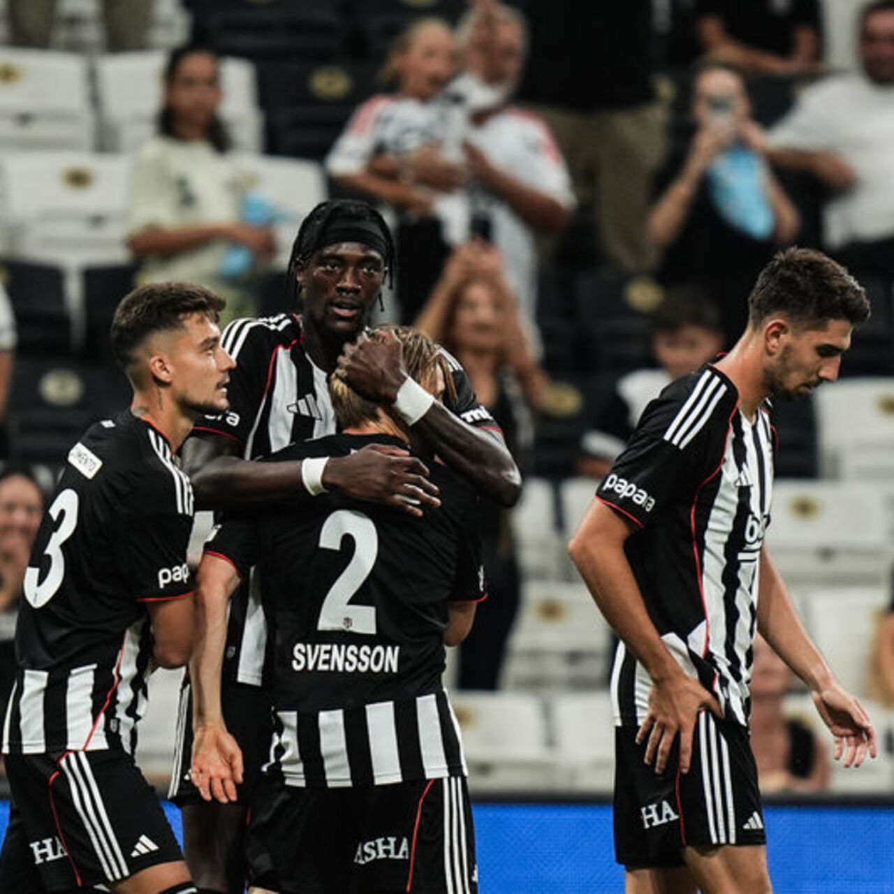Dolmabahçe'de 11'ler belli oldu!