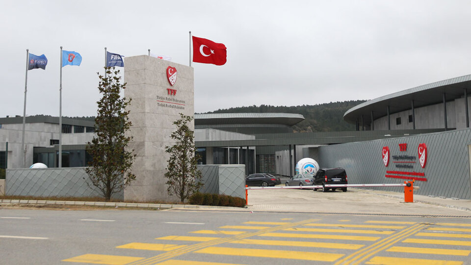 PFDK'dan F.Bahçe'ye 5.7 milyon lira ceza!