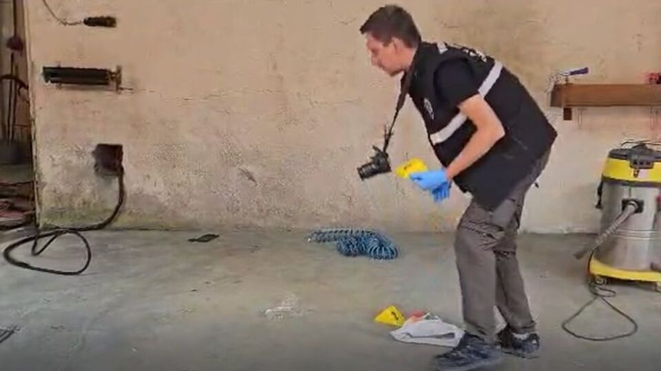 Otoparkta pompalı saldırı: Eski patronu ile bir müşteriyi yaraladı