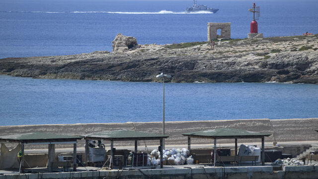 İtalya'da gemi kazası: 27 ölü