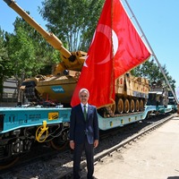 Tanklar yerli vagonla taşınacak