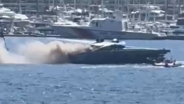 Bodrum'da motoryatta yangın çıktı