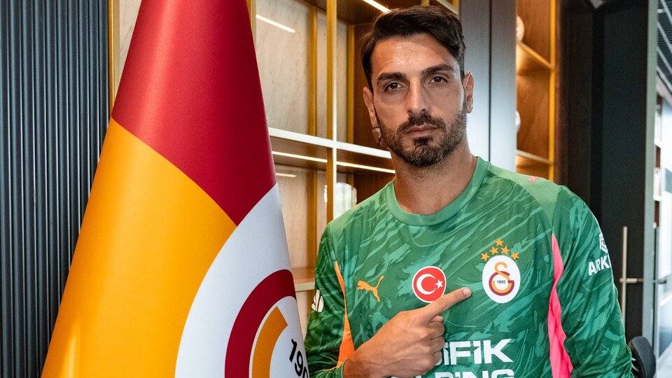 G.Saray'dan Günay'a yeni sözleşme!