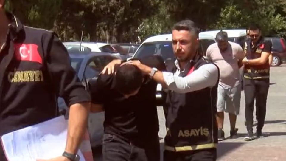 Düğünü kana buladı!