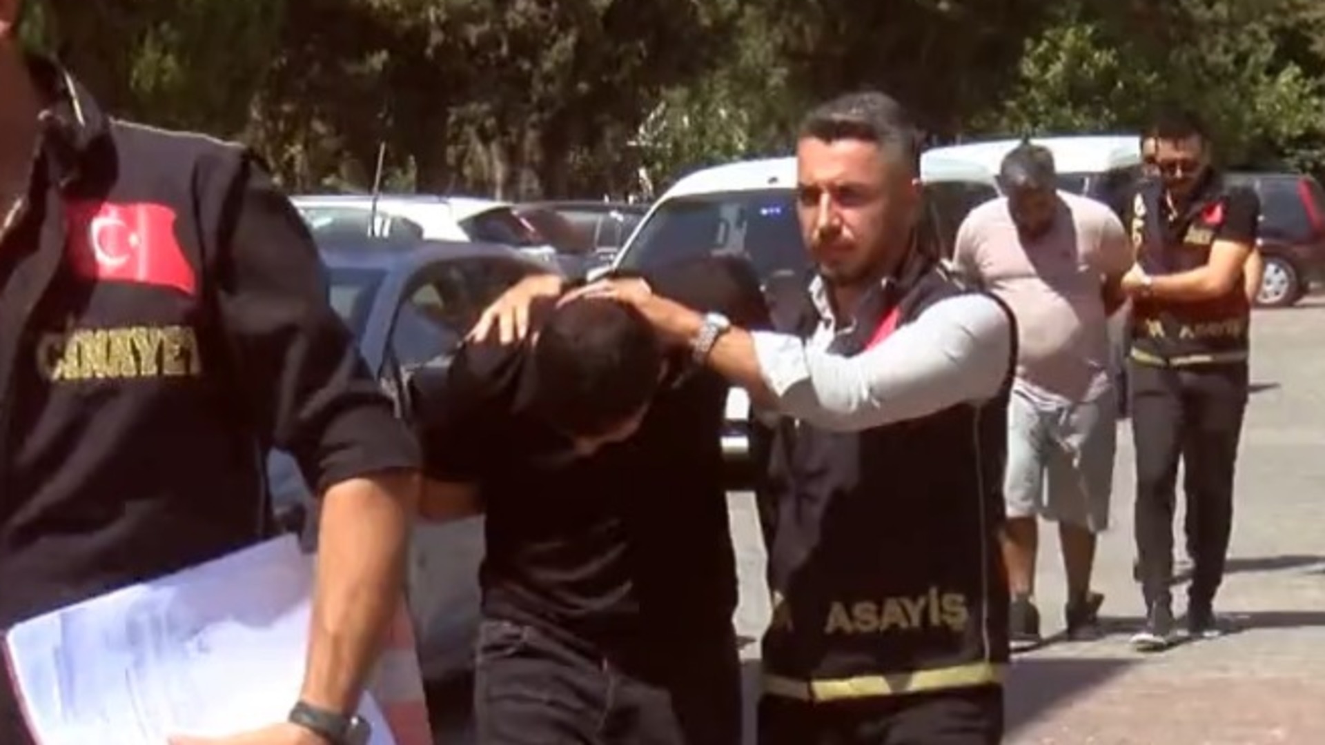 Düğünde Kanlı Facia: Genç Damat Silahlı Saldırıda Hayatını Kaybetti!