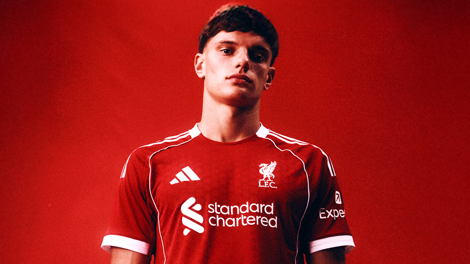 Liverpool'a 18'lik stoper!