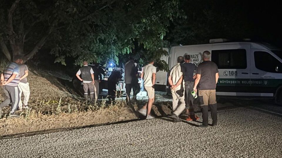 Amcasının oğlu tüfekle öldürdü