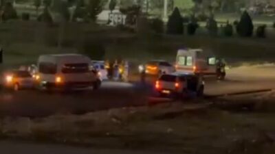 Park halindeki araçta başından vurulmuş halde bulundu