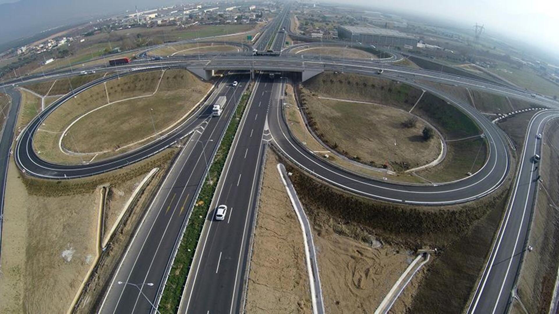 Karayollarında Devrim Gibi Değişiklik! Hız Sınırları Artık Tek Elden