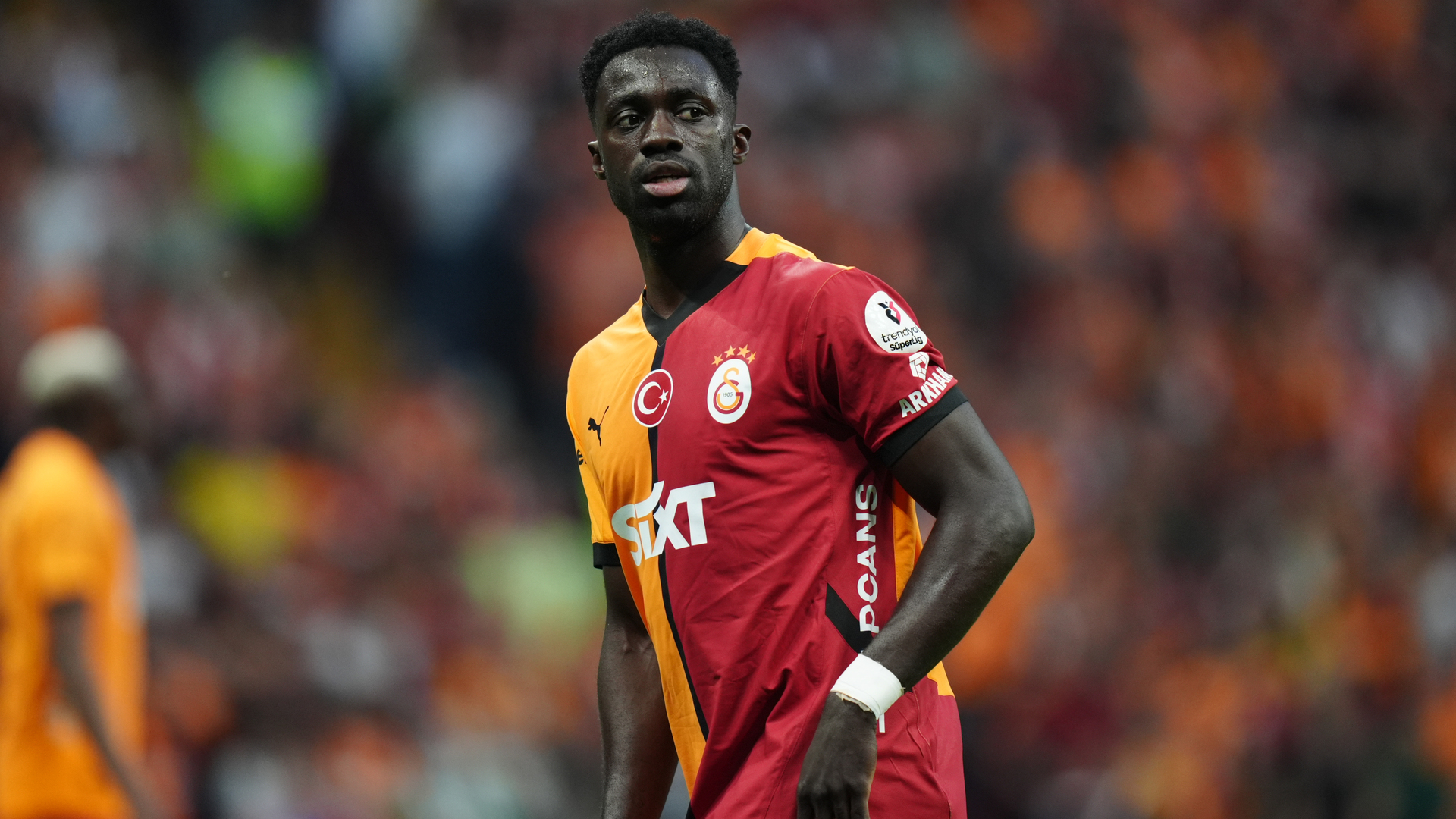 Davinson Sanchez'dan Çarpıcı Açıklama: 'Takım Sadece İcardi ve Osimhen'den Oluşmuyor!'