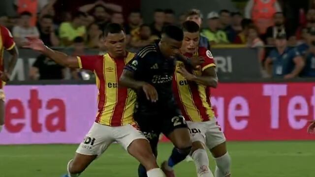 Göztepe'de üç kırmızı kart kararı!